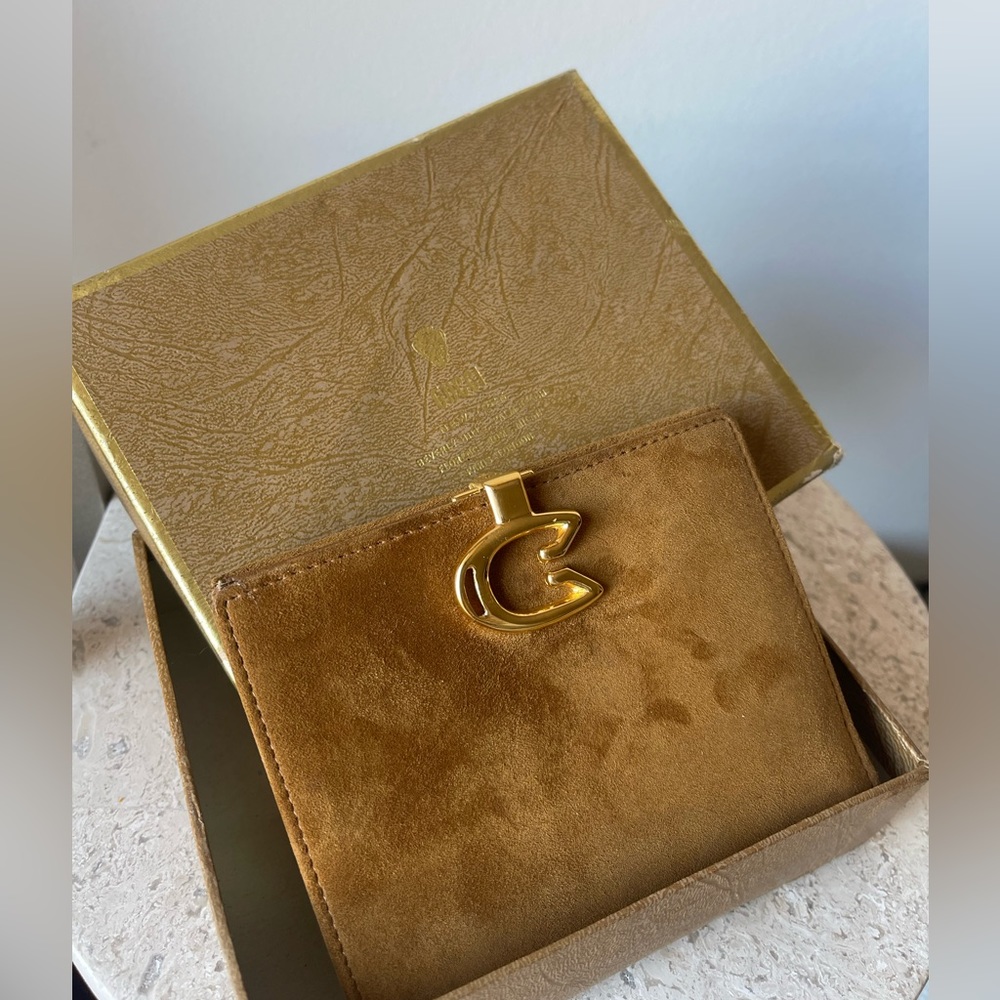Vintage Gucci Wallet - Excellent Condition